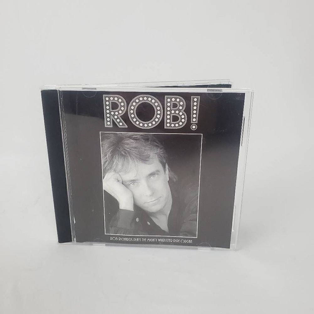 ROB RICHARDS PLAYS THE MIGHTY WURLITZER PIPE ORGAN [CD]